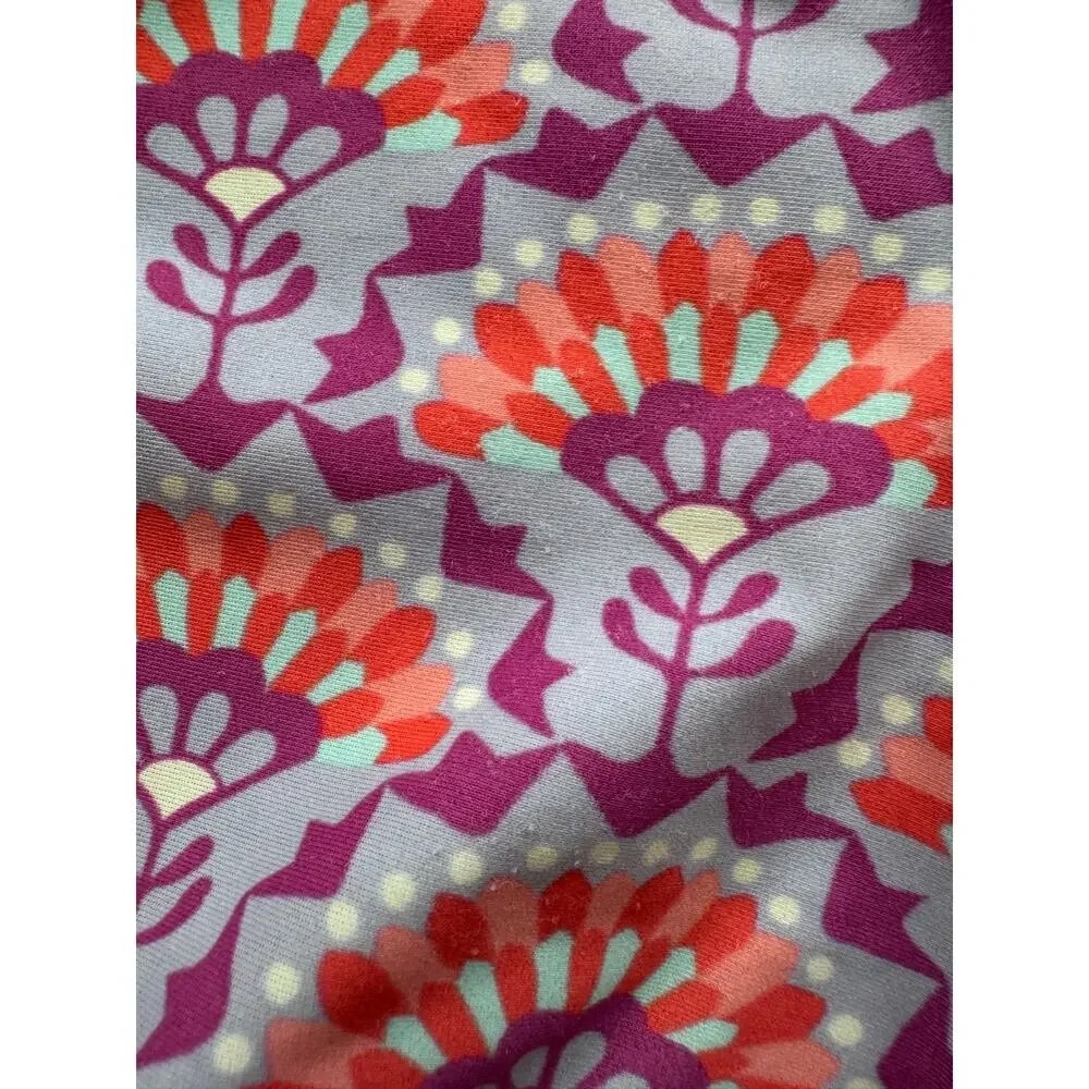 Tea Collection floral rashguard cropped swim pants